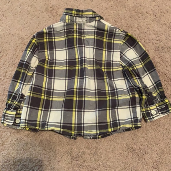 Toddler button down - Picture 2 of 4
